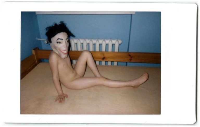z serii I Did Not Have Sexual Relations With That Woman, 2013, fuji instax