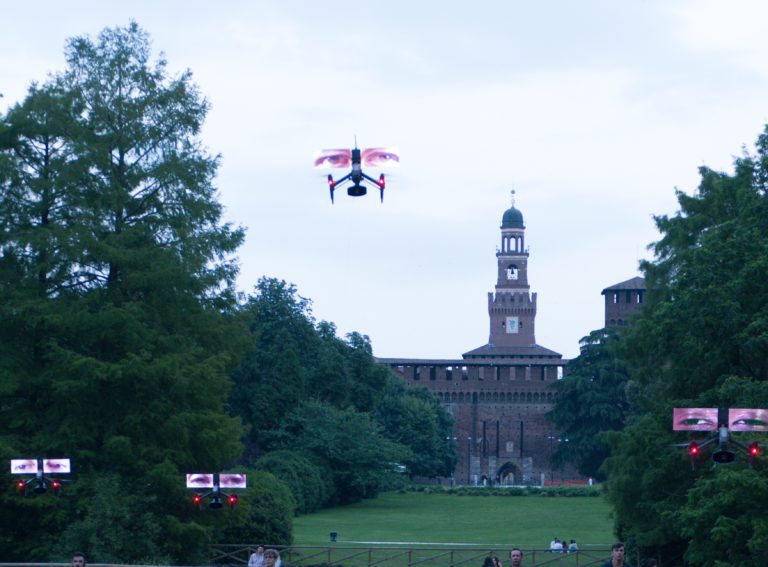 Krzysztof Wodiczko, Loro (Them), Alberto Burri's Teatro Continuo in Parco Sempione. Mediolan, 2019