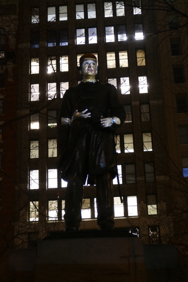 Krzysztof Wodiczko, Monument,  Madison Square Park, 2020