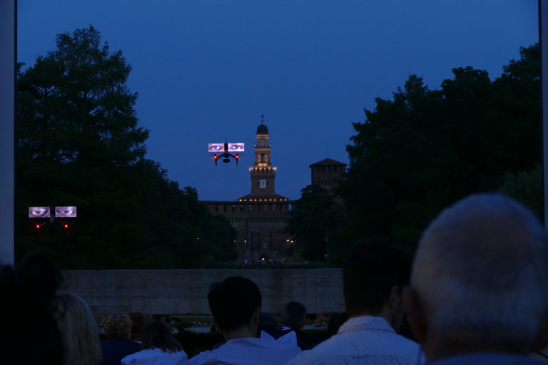 Krzysztof Wodiczko, Loro (Them), Alberto Burri's Teatro Continuo in Parco Sempione. Mediolan, 2019